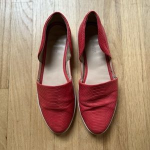 Nine West Pink Embossed Flat